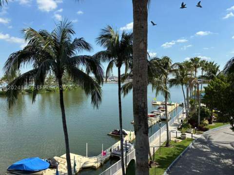 5085 NW 7th St 909, Miami FL - photo 12 of 14