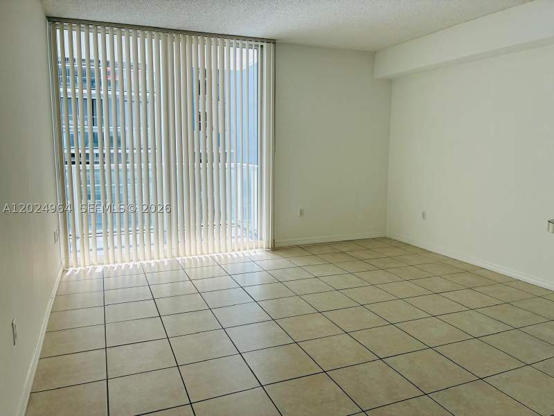 1 bedroom Condominium at 5085 NW 7th St 909, Blue Lagoon Condo, Miami — photo 5