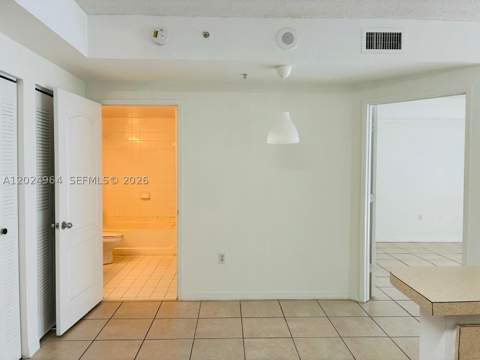 5085 NW 7th St 909, Miami FL - photo 6 of 14