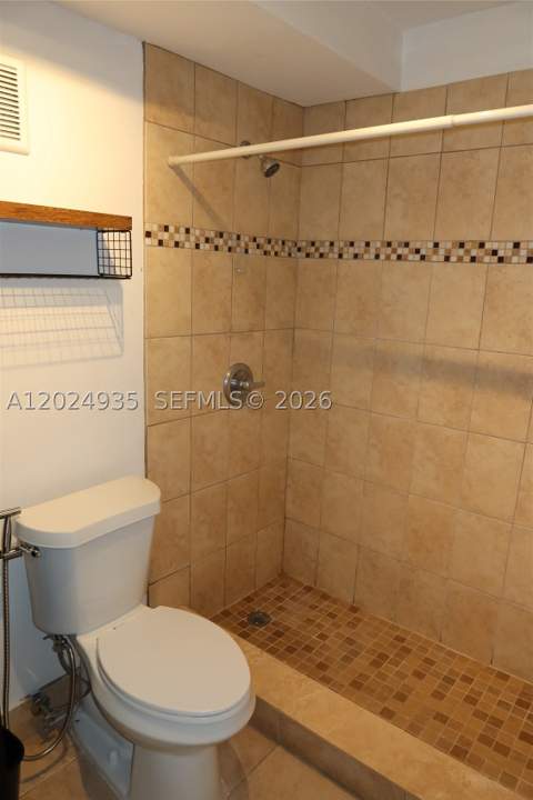 10835 SW 112th Ave 113, Miami FL - photo 14 of 33
