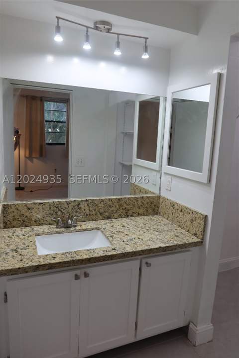 10835 SW 112th Ave 113, Miami FL - photo 18 of 33