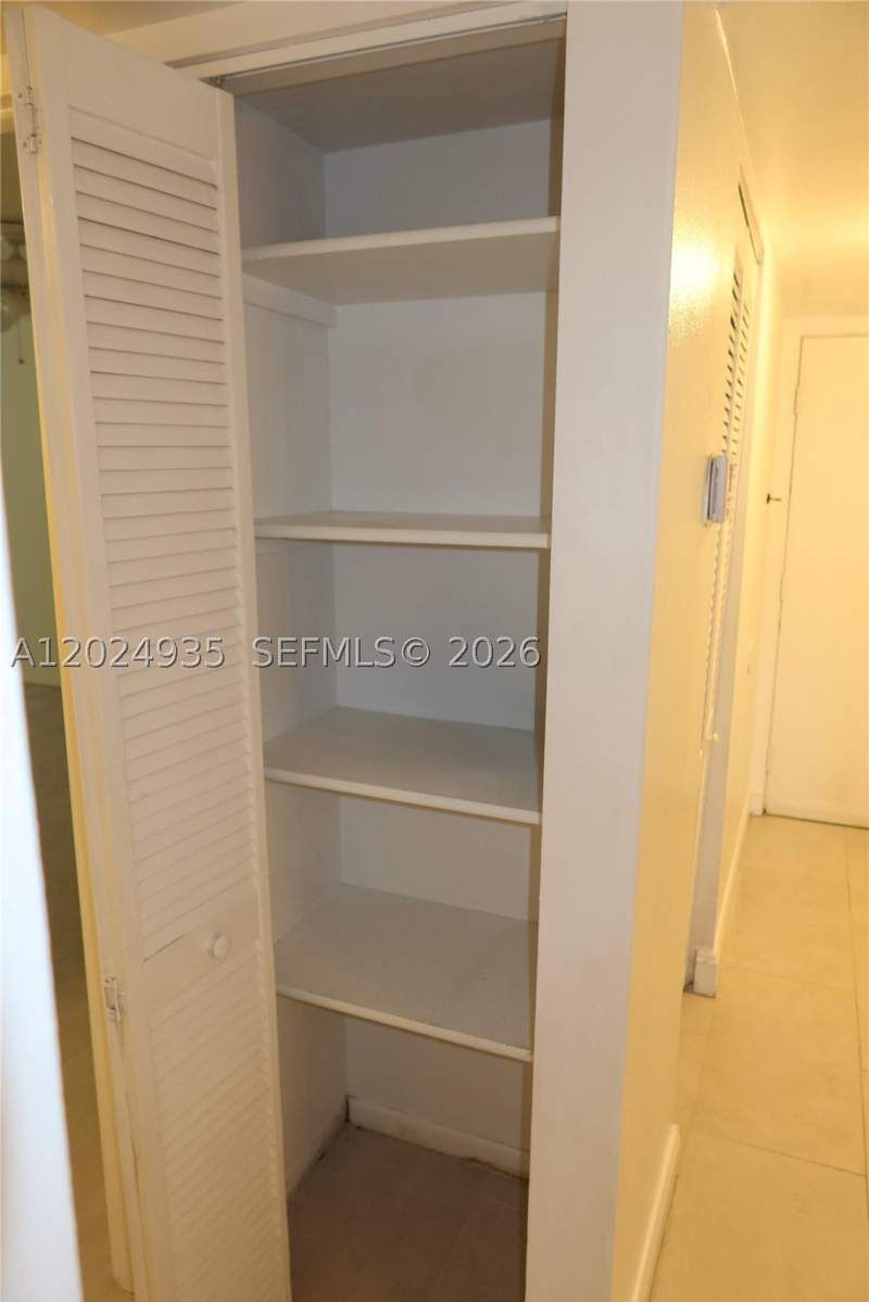 2 bedroom Condominium at 10835 SW 112th Ave 113, Gardens Of Kendall So Con, Miami — photo 5