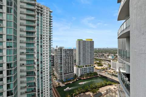 90 SW 3rd St 3810, Miami FL - photo 13 of 45
