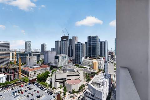 227 NE 2nd St 2805, Miami FL - photo 14 of 29
