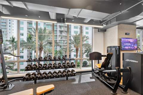 227 NE 2nd St 2805, Miami FL - photo 19 of 29