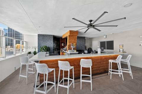 227 NE 2nd St 2805, Miami FL - photo 21 of 29