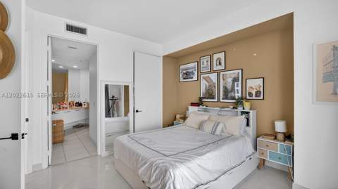 500 Brickell Ave 4102, Miami FL - photo 18 of 46