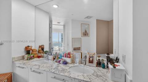 500 Brickell Ave 4102, Miami FL - photo 19 of 46