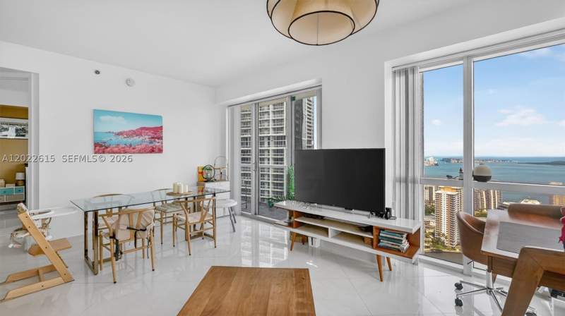 2 bedroom Condominium at 500 Brickell Ave 4102, 500 BRICKELL EAST CONDO, Miami — photo 5