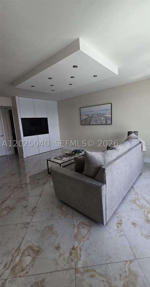 16558 NE 26th Ave 5D, North Miami Beach FL - photo 6 of 34