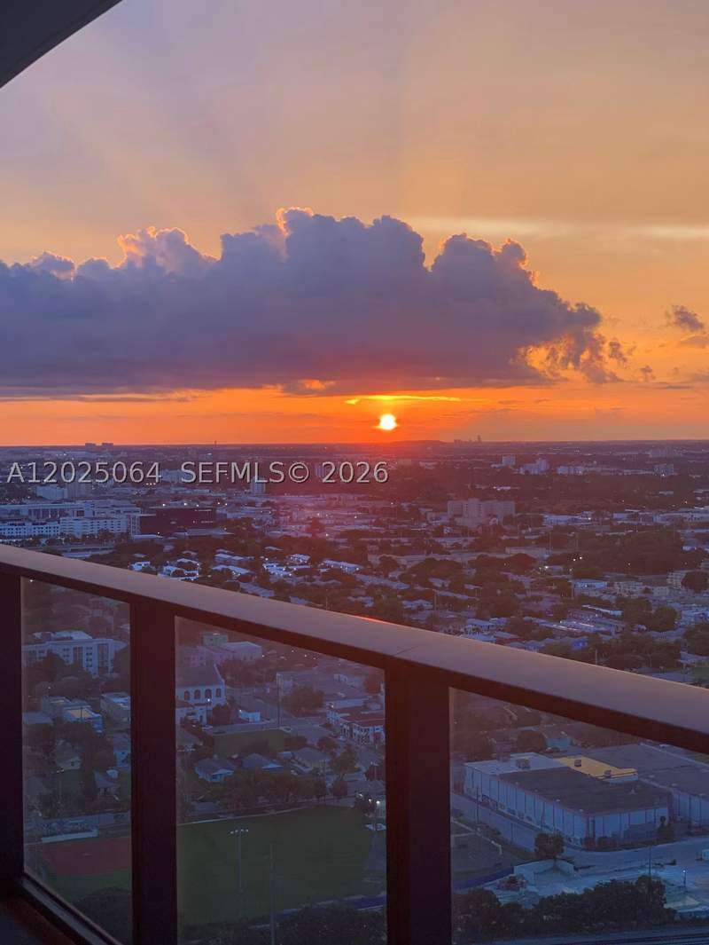 1 bedroom Condominium at 1600 NE 1 Ave 3519, CANVAS CONDO, Miami — photo 2