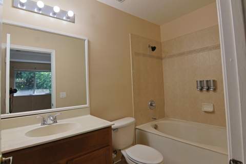 21211 NW 14th Place 3-27, Miami Gardens FL - photo 10 of 25