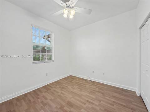 9267 SW 220th Ter, Cutler Bay FL - photo 19 of 39