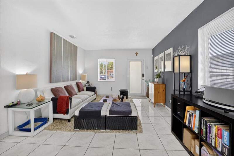 3 bedroom SingleFamilyResidence at 995 NE 156th Terrace, Belford-Carr Sub, North Miami Beach — photo 4