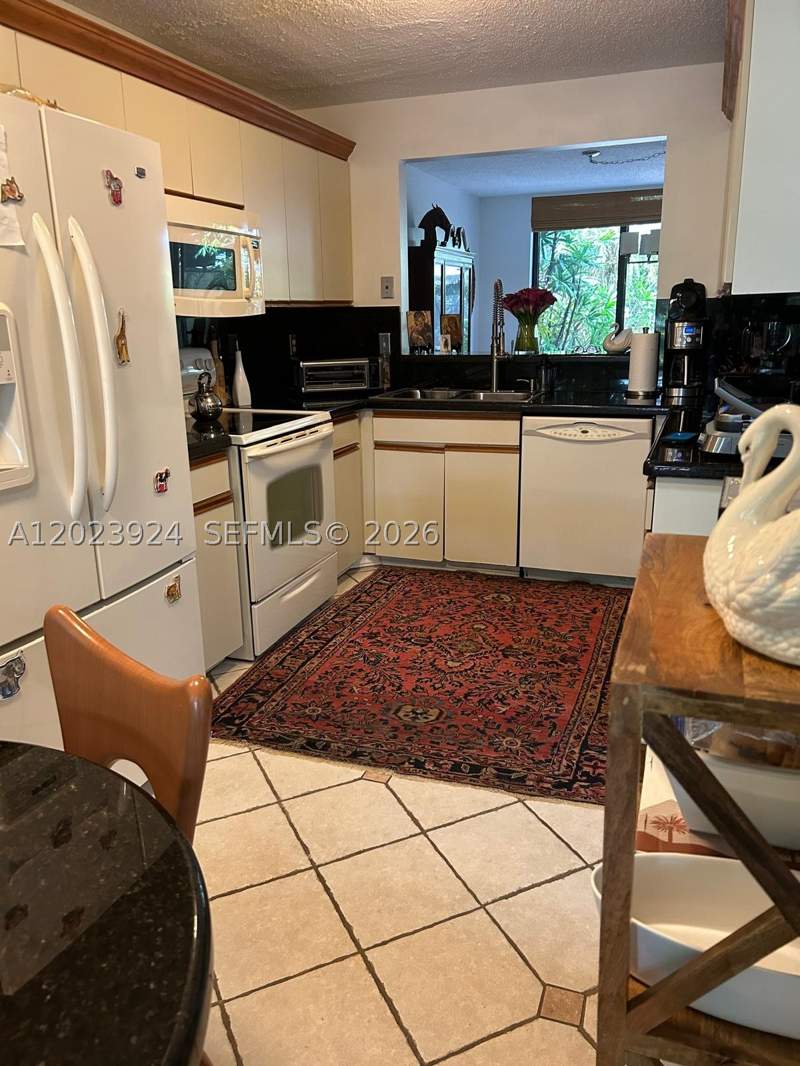 3 bedroom Condominium at 3689 Estepona Ave F30-B, Costa Del Sol Condo P, Doral — photo 4