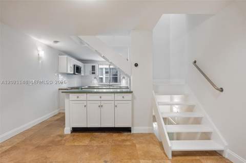 325 Meridian Ave 5, Miami Beach FL - photo 9 of 26