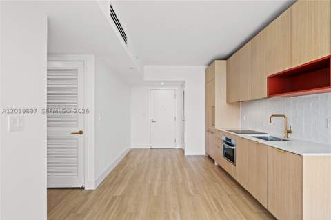 90 NE 32nd St 627, Miami FL - photo 19 of 54