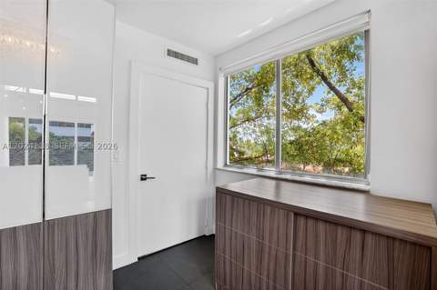 900 4th St 6, Miami Beach FL - photo 23 of 48