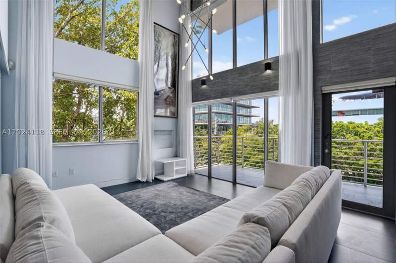 2 bedroom Condominium at 900 4th St 6, The Manhattan Condo, Miami Beach — photo 4