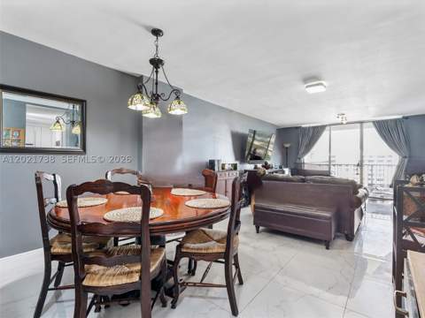 2851 NE 183rd St 2112E, Aventura FL - photo 10 of 22