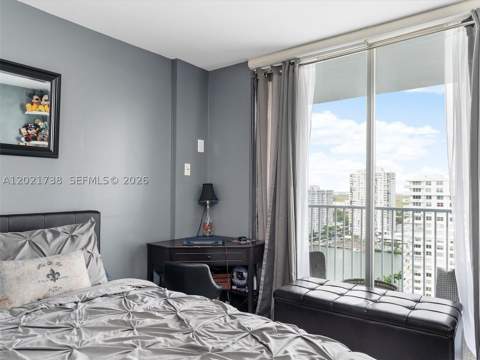2851 NE 183rd St 2112E, Aventura FL - photo 12 of 22