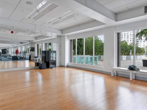 2851 NE 183rd St 2112E, Aventura FL - photo 19 of 22