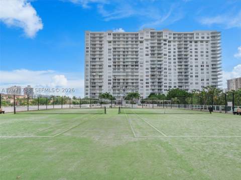 2851 NE 183rd St 2112E, Aventura FL - photo 20 of 22