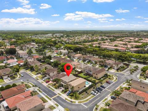8956 SW 215th Ter, Cutler Bay FL - photo 19 of 23