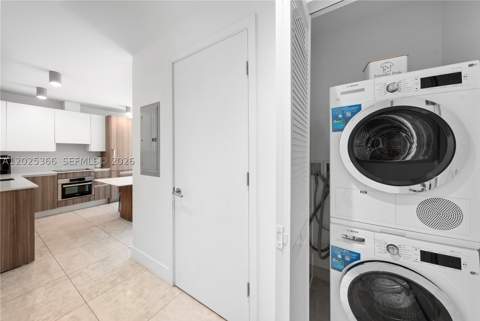 239 SW 9th St 1701, Miami FL - photo 11 of 36