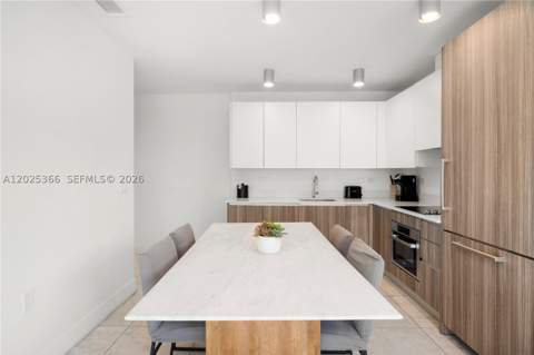 239 SW 9th St 1701, Miami FL - photo 9 of 36