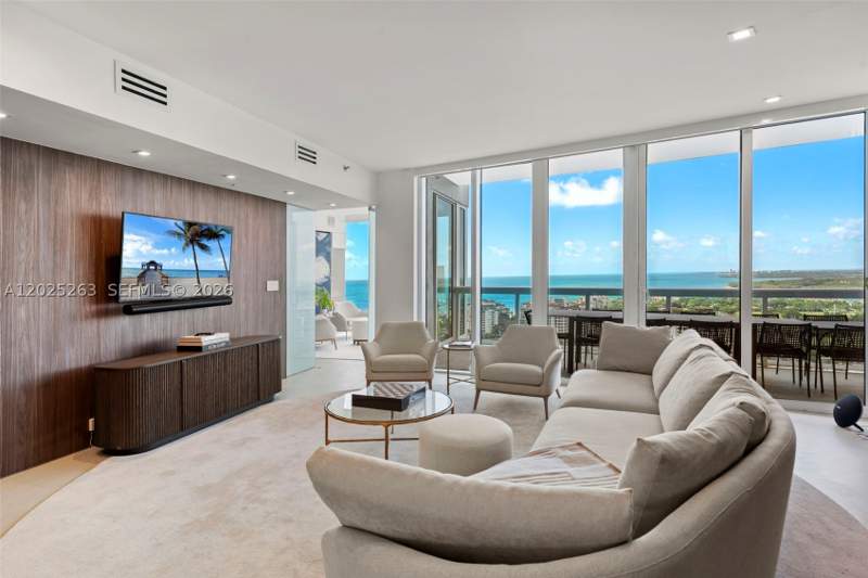 3 bedroom Condominium at 1000 S Pointe Dr 2803, Murano At Portofino Condo, Miami Beach — photo 3
