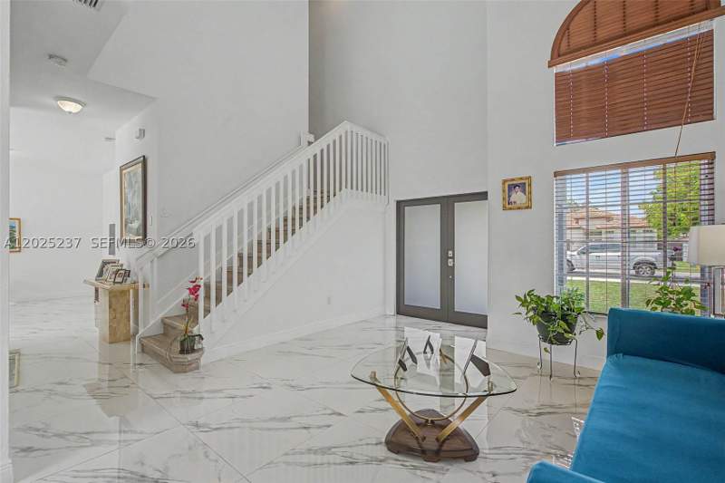 4 bedroom SingleFamilyResidence at 1551 SW 154th Ct, Santa Monica Estates, Miami — photo 2