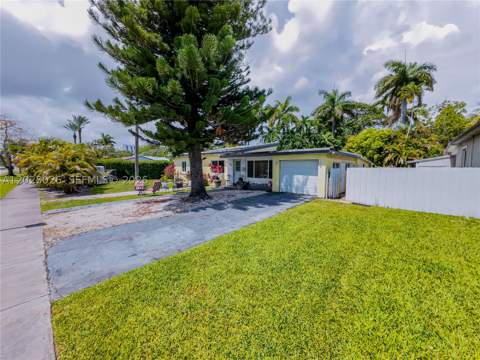 548 East Dr, Miami Springs FL - photo 11 of 75
