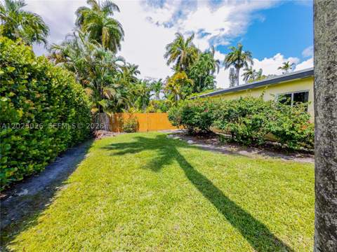 548 East Dr, Miami Springs FL - photo 14 of 75