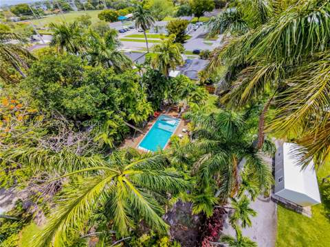 548 East Dr, Miami Springs FL - photo 17 of 75