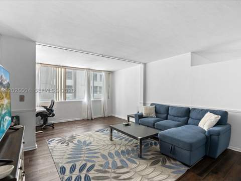 5005 Collins Ave 222, Miami Beach FL - photo 13 of 37