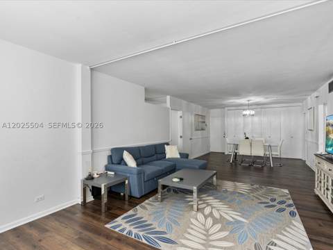 5005 Collins Ave 222, Miami Beach FL - photo 9 of 37