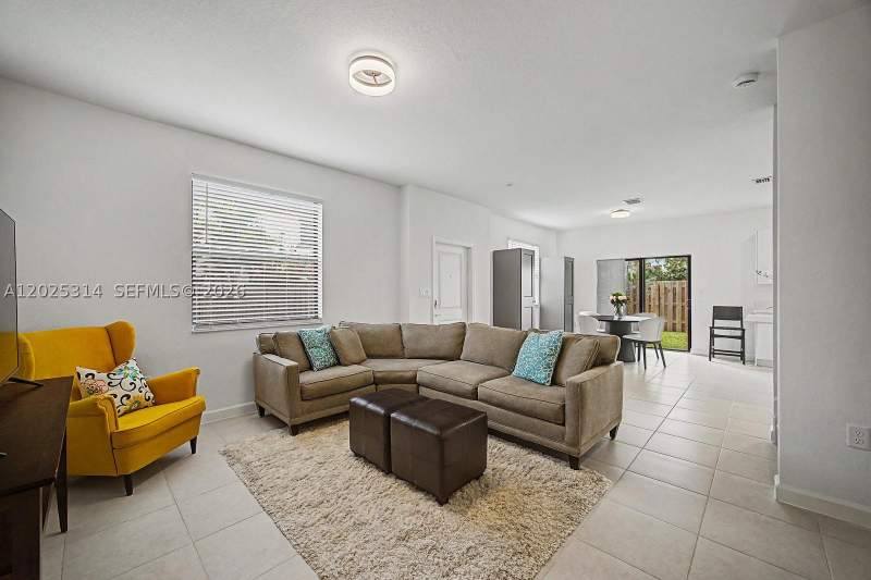 3 bedroom Townhouse at 13170 SW 232nd Ln, Caldwell Martin Townhomes, Miami — photo 5