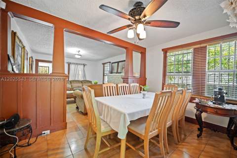 1053 NW 28th St, Miami FL - photo 10 of 25