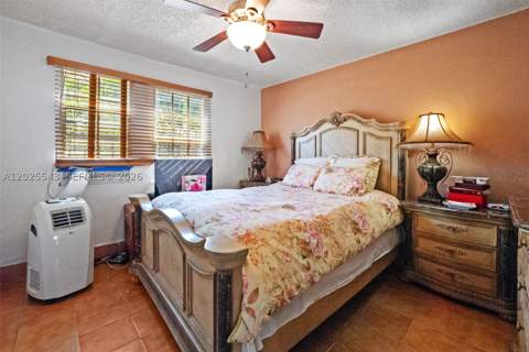 1053 NW 28th St, Miami FL - photo 15 of 25
