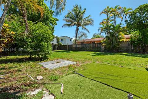 1053 NW 28th St, Miami FL - photo 22 of 25