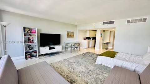 100 Lincoln Rd 720, Miami Beach FL - photo 12 of 22