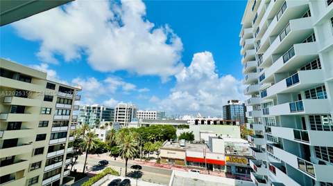 100 Lincoln Rd 720, Miami Beach FL - photo 17 of 22