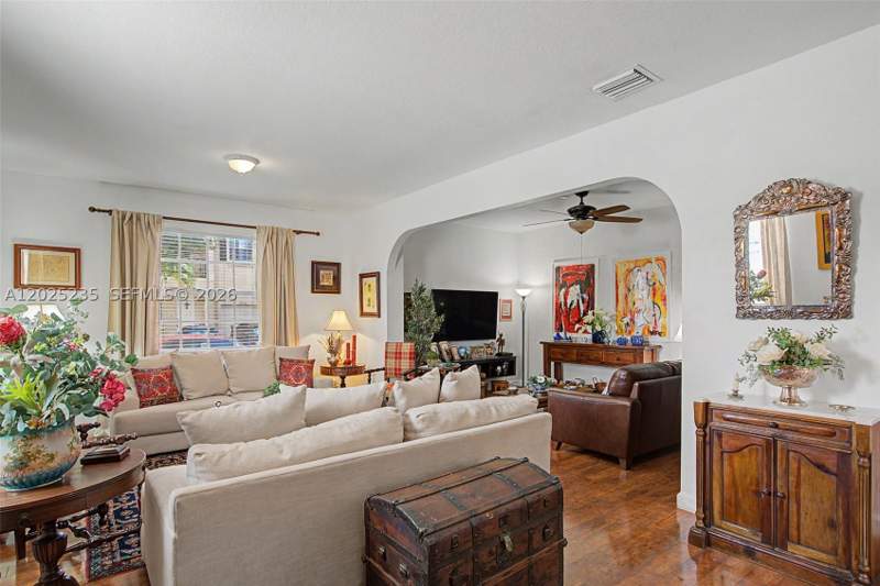 4 bedroom Townhouse at 12853 SW 135th St, Courts At Tuscany, Miami — photo 4