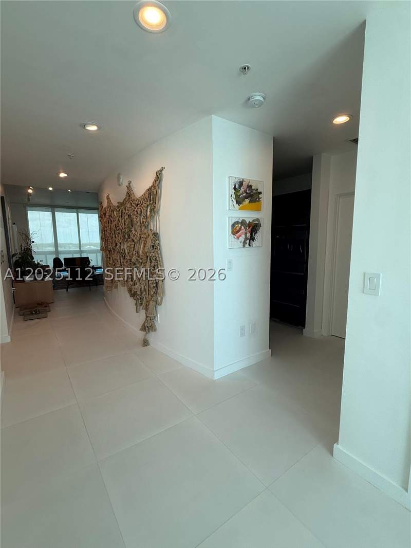 2 bedroom Condominium at 7928 East Dr 904, Eloquence On The Bay Cond, North Bay Village — photo 3