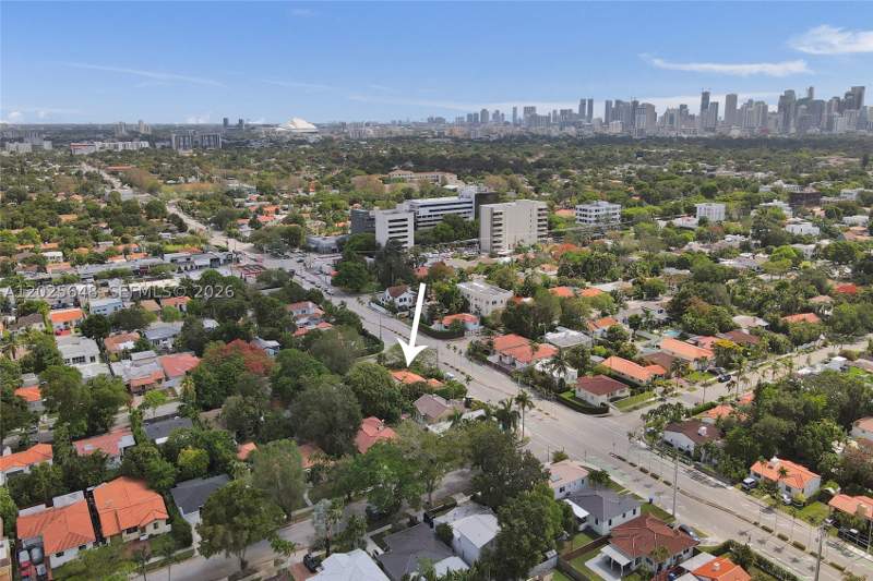 4 bedroom SingleFamilyResidence at 2300 SW 22nd Ave, Silver Bluff Ests-Sec A, Miami — photo 4