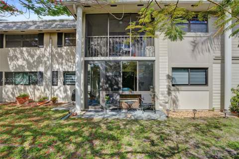 927 NE 199th St 103, Miami FL - photo 22 of 75
