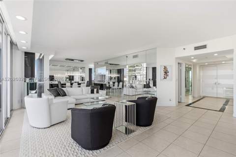 20281 E Country Club Dr 2101, Aventura FL - photo 22 of 97
