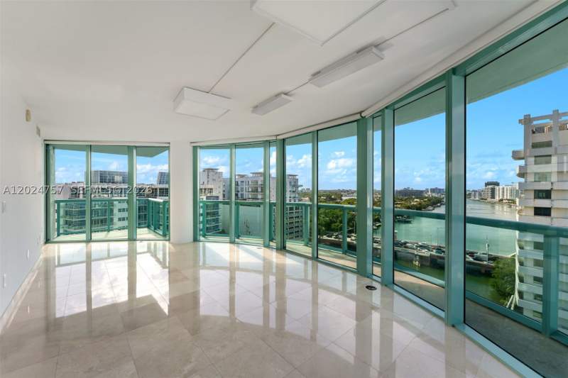 2 bedroom Condominium at 6000 Indian Creek Dr 14B, 6000 Indian Creek Condo, Miami Beach — photo 3