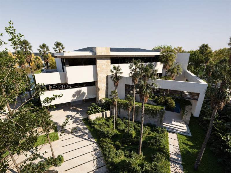 6 bedroom SingleFamilyResidence at 6941 Sunrise Ct, Sunrise Harbour Rev Pl, Coral Gables — photo 3